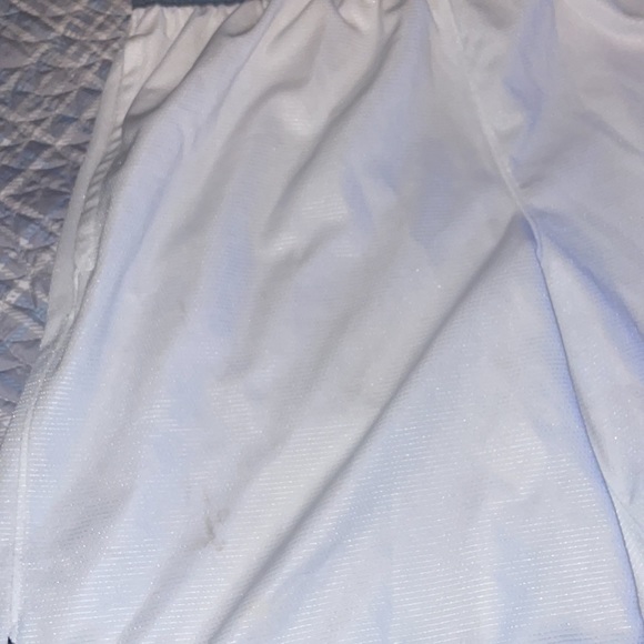 Nike mens shorts (M) - Picture 3 of 4